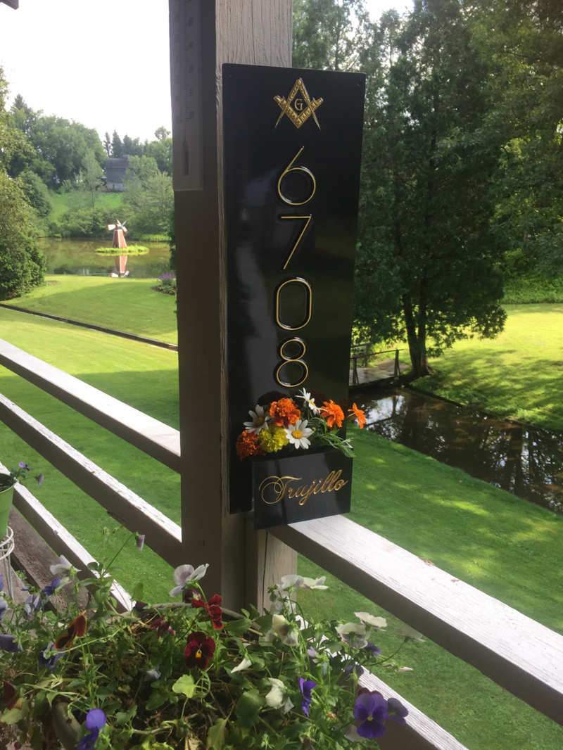House Number with Last Name, Image, and Flower Box (A176) - The Carving Company