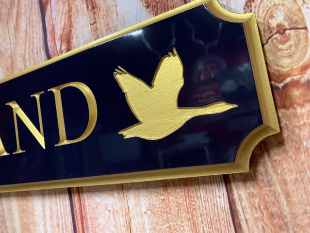 Close up of flying geese on quarterboard