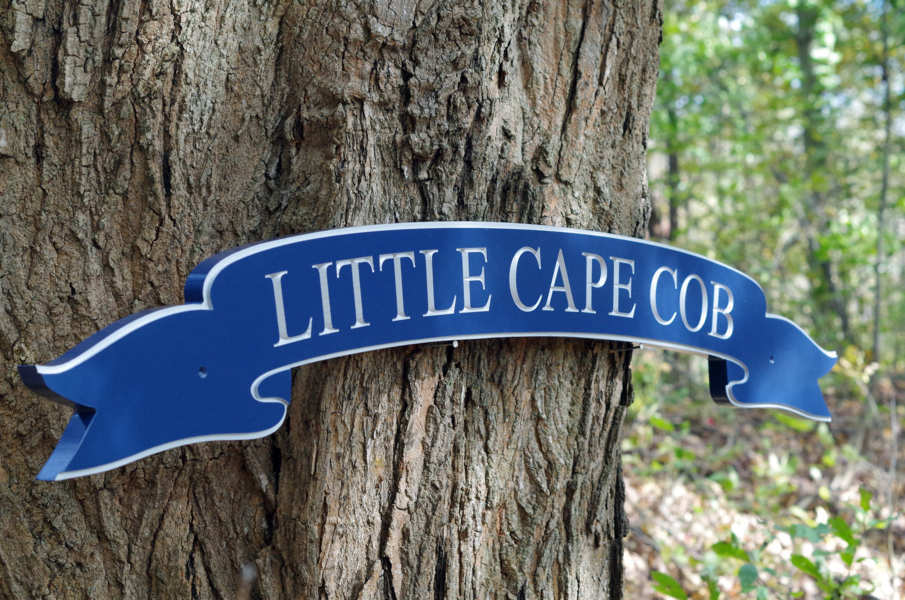 Banner style quarterboard painted blue and silver