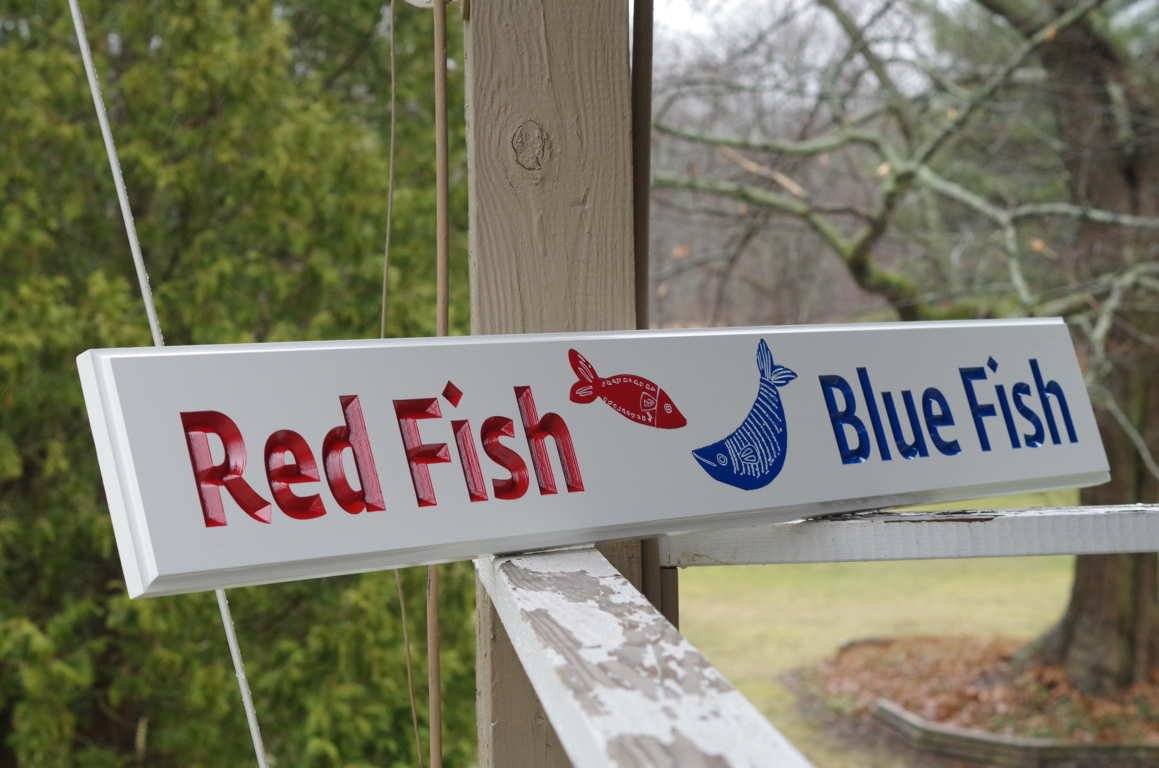 Custom Made Quarterboard sign with image - Personalized with your name or text (Q40) - The Carving Company