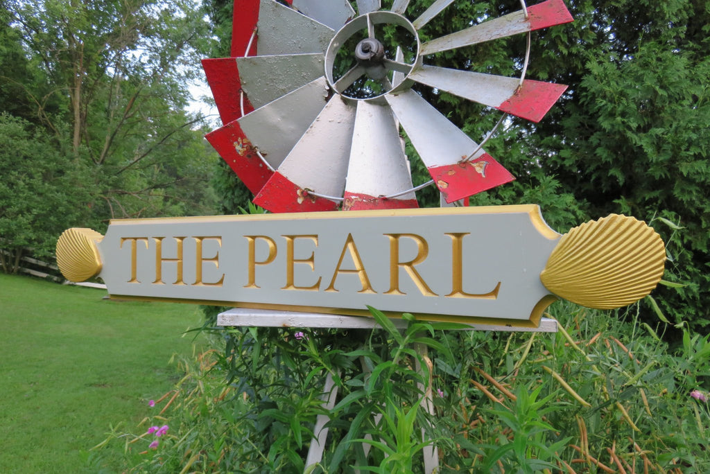 New England Quarterboard Custom House Name Signs With Oyster Shell new-england-quarterboard-custom-house-name-signs-with-oyster-shell