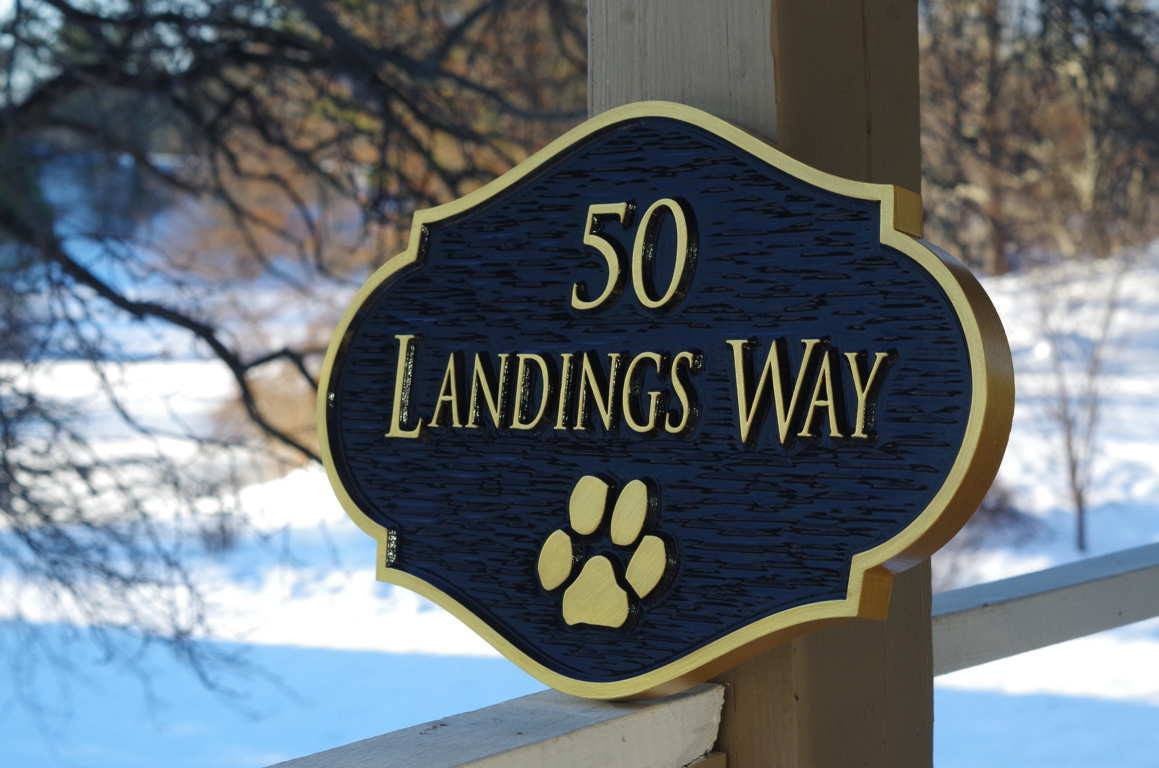Pet Lover's Address Sign with Paw Print (A134) - The Carving Company