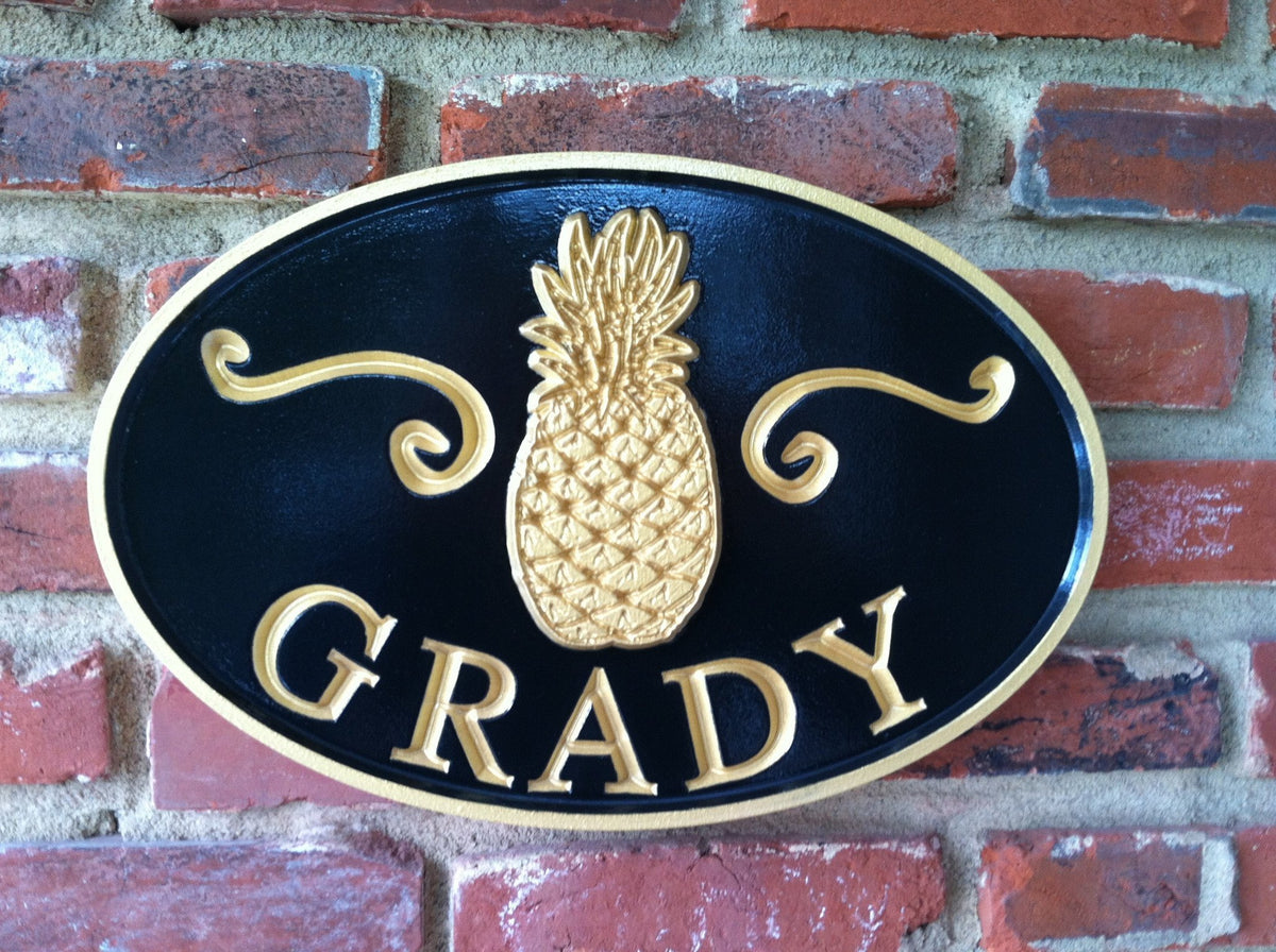 Custom Carved Last name sign with Scallop Shell (LN15) - The Carving Company