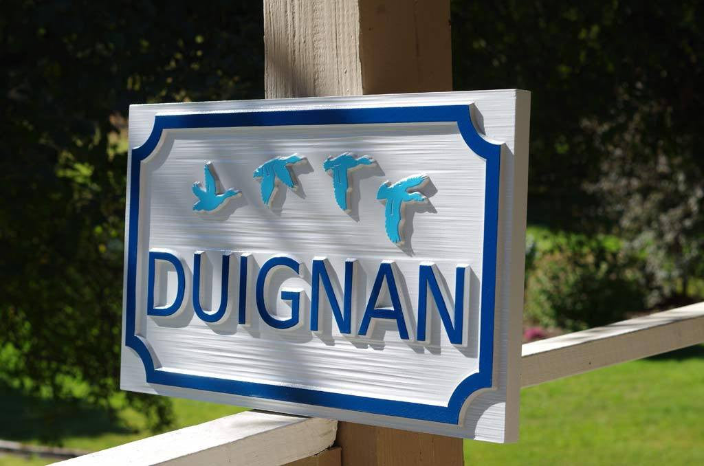 Custom Carved Family Name sign with Duck images (LN36) - The Carving Company